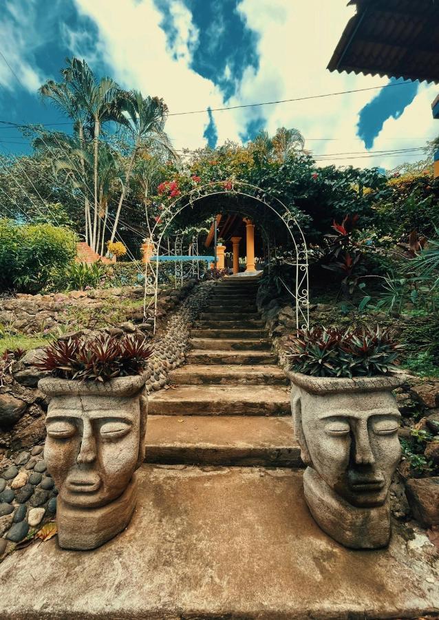Siwo Art Guesthouse Playa Ocotal Bagian luar foto